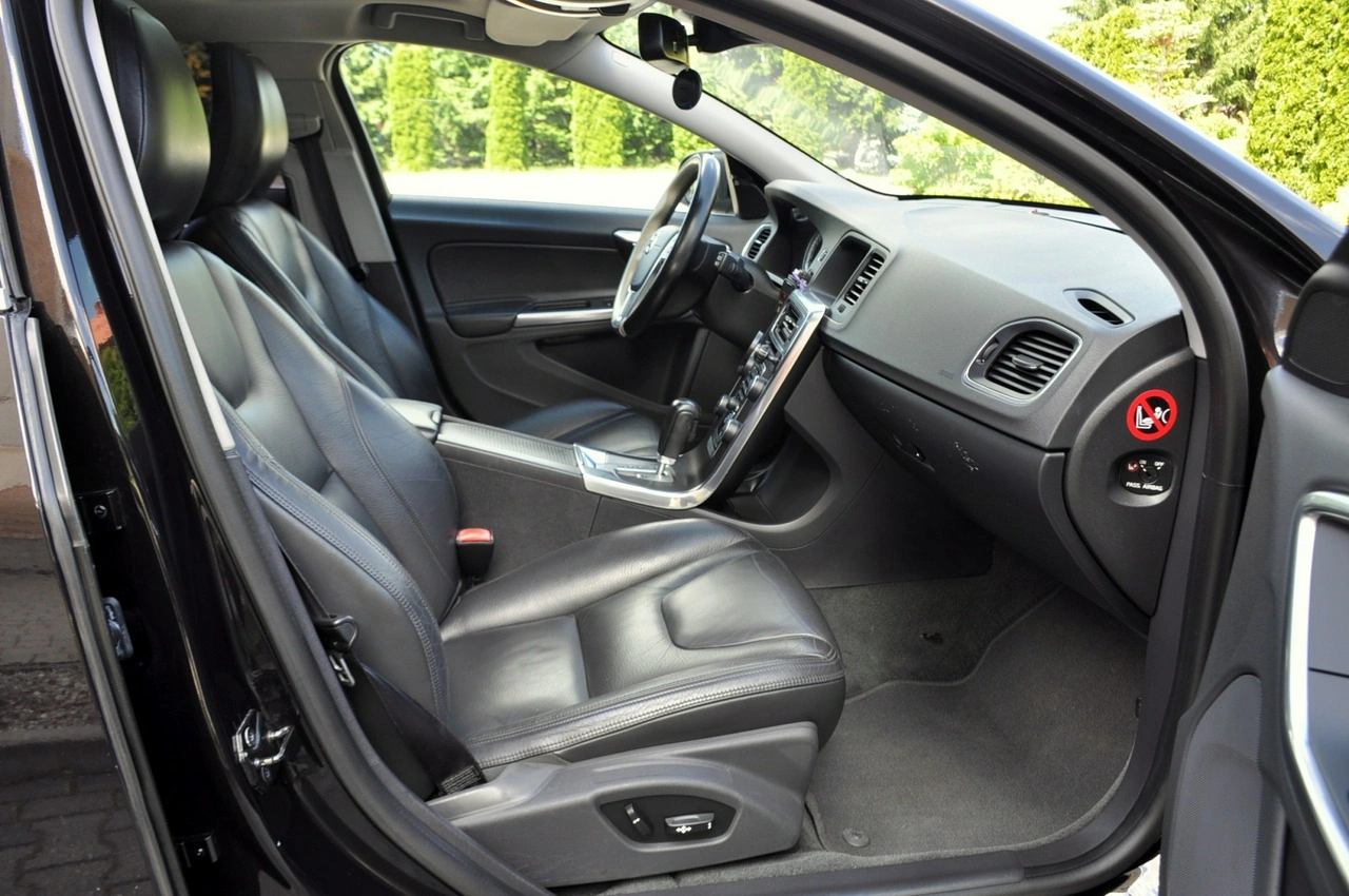 Volvo V60 - Zdjęcie 16