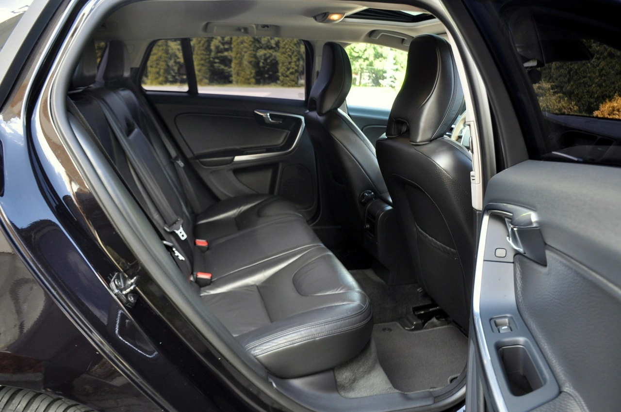 Volvo V60 - Zdjęcie 19
