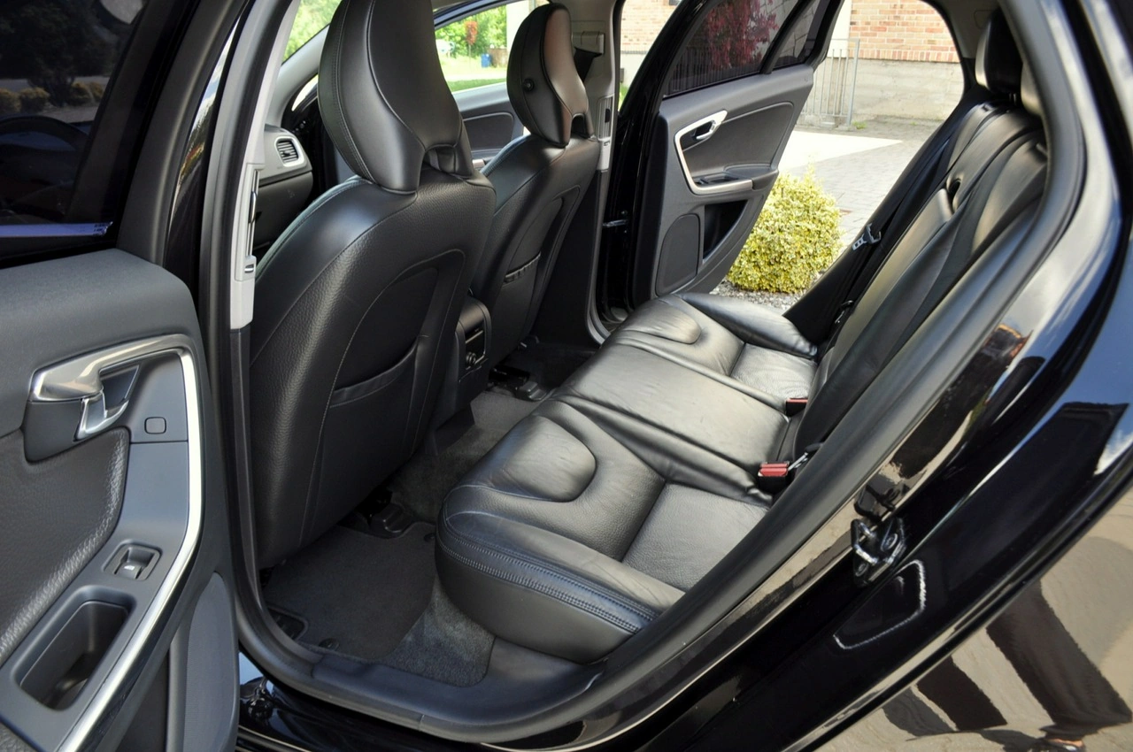 Volvo V60 - Zdjęcie 20