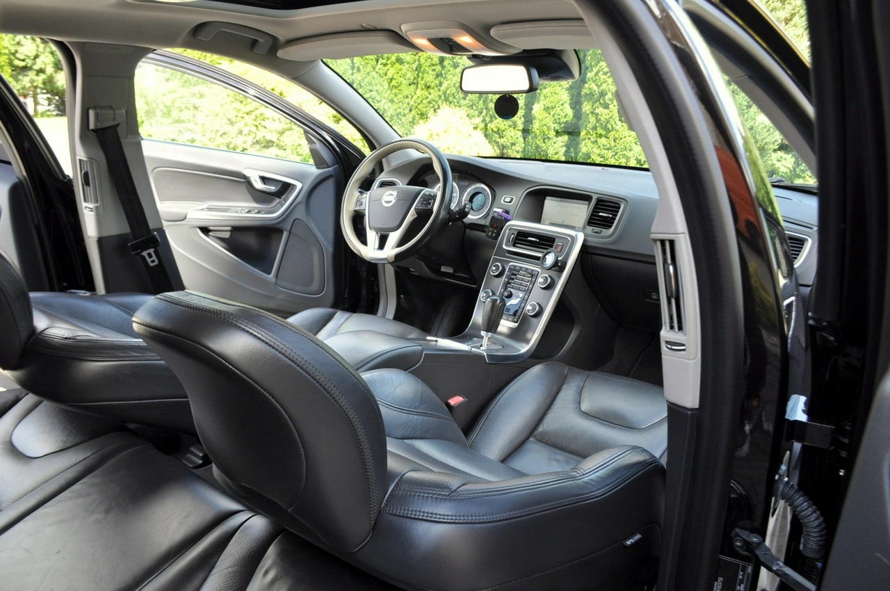 Volvo V60 - Zdjęcie 24