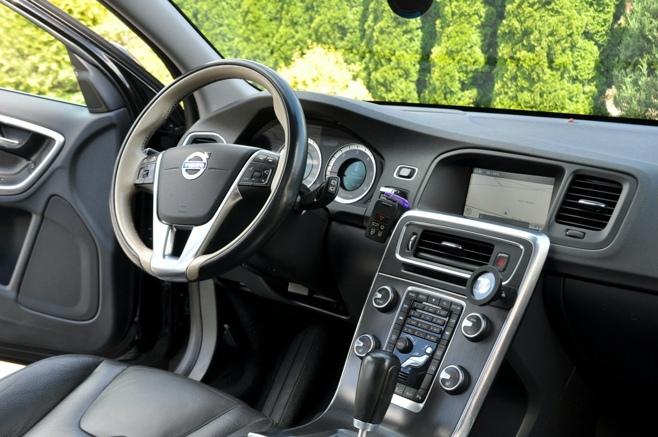 Volvo V60 - Zdjęcie 26