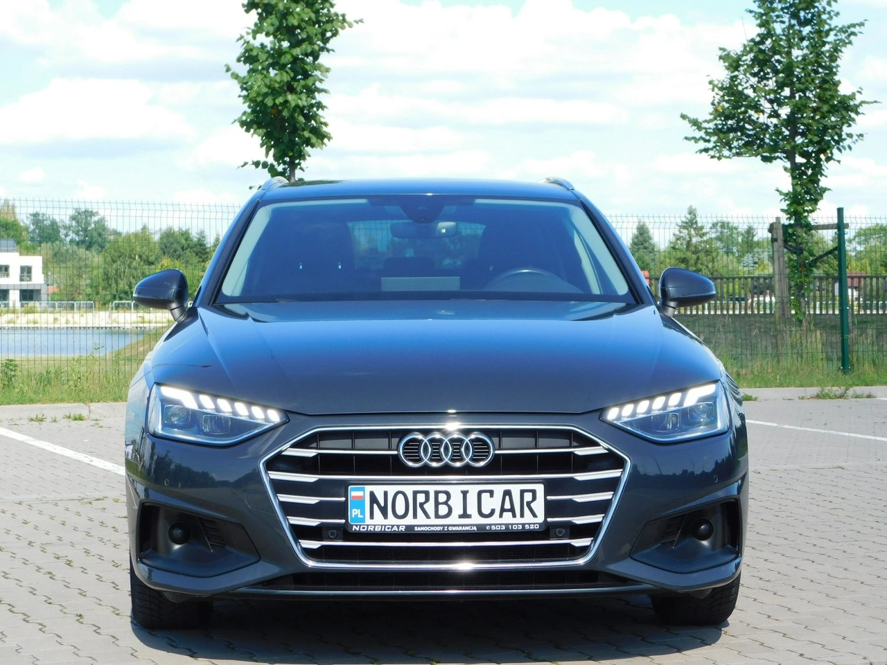 Audi A4 - Zdjęcie 22