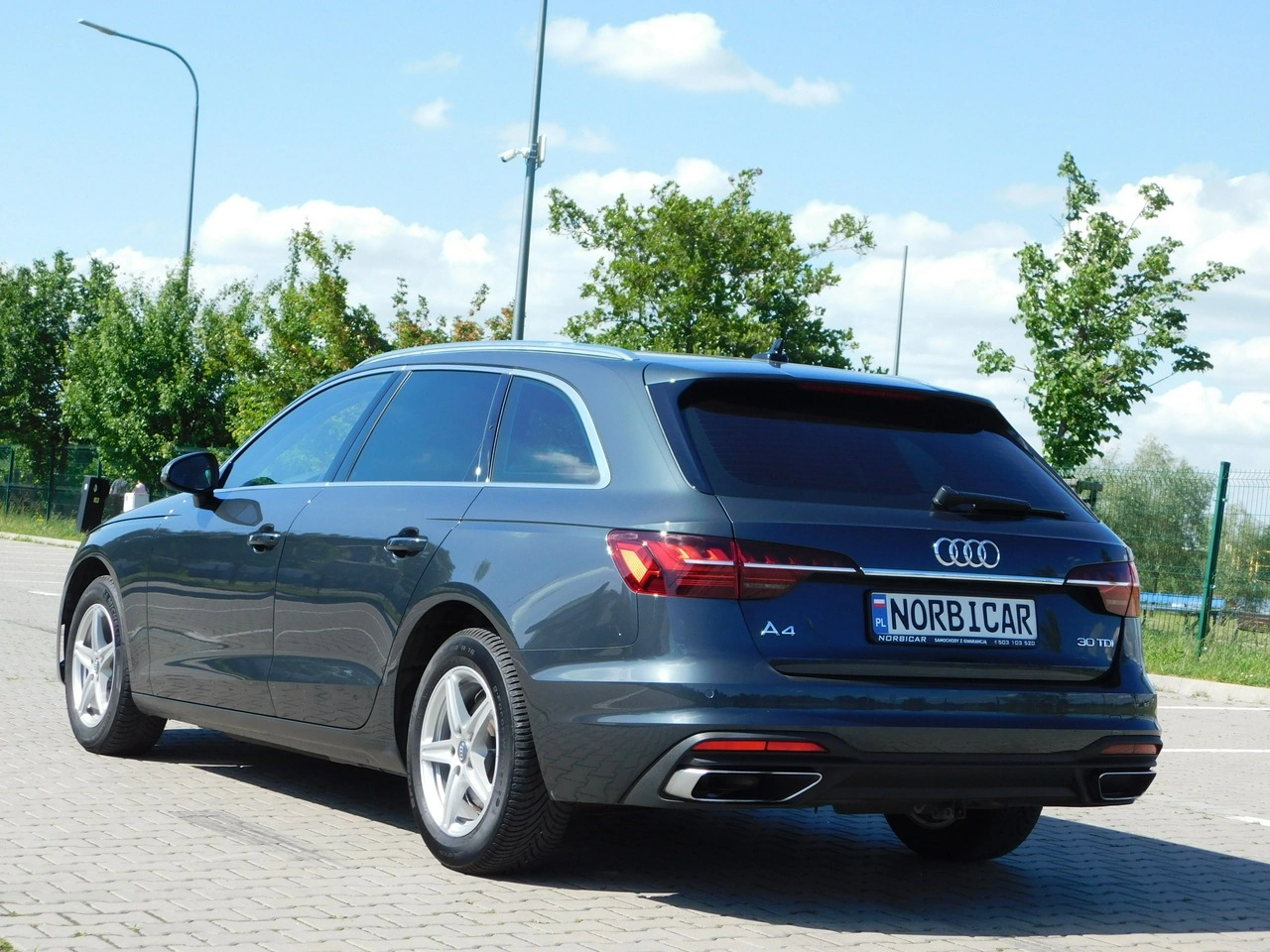 Audi A4 - Zdjęcie 26