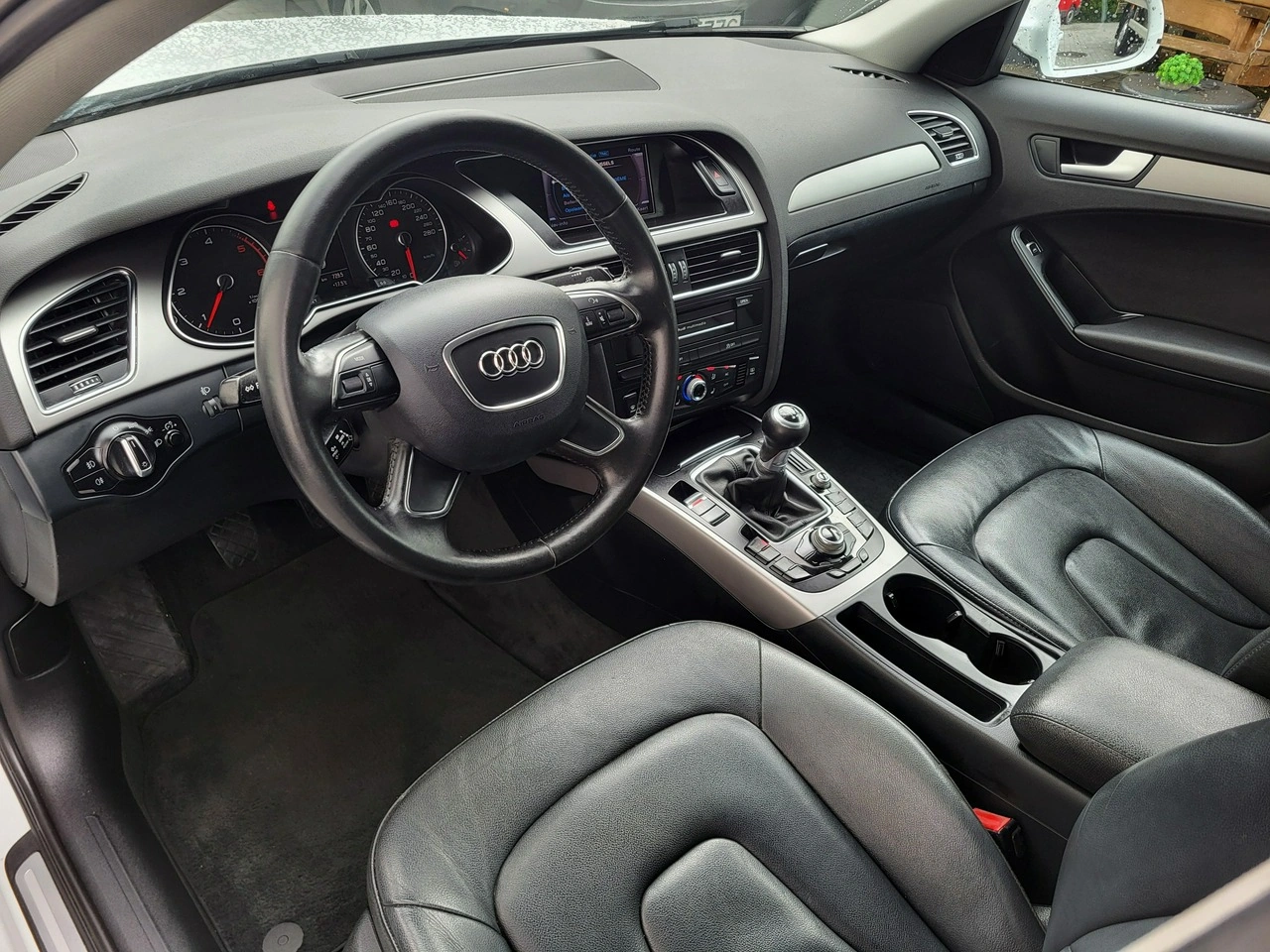 Audi A4 - Zdjęcie 8