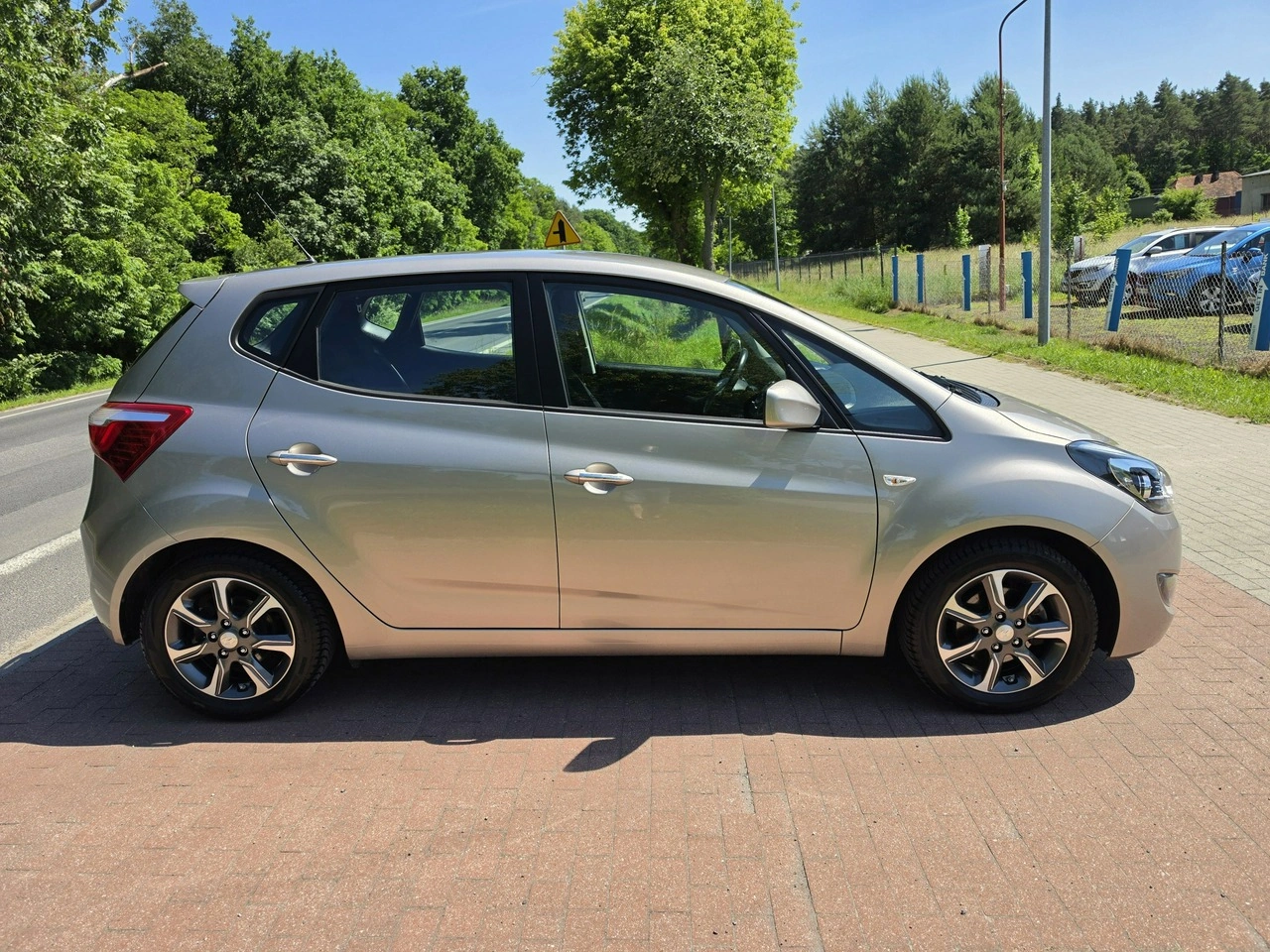 Hyundai ix20 - Zdjęcie 8