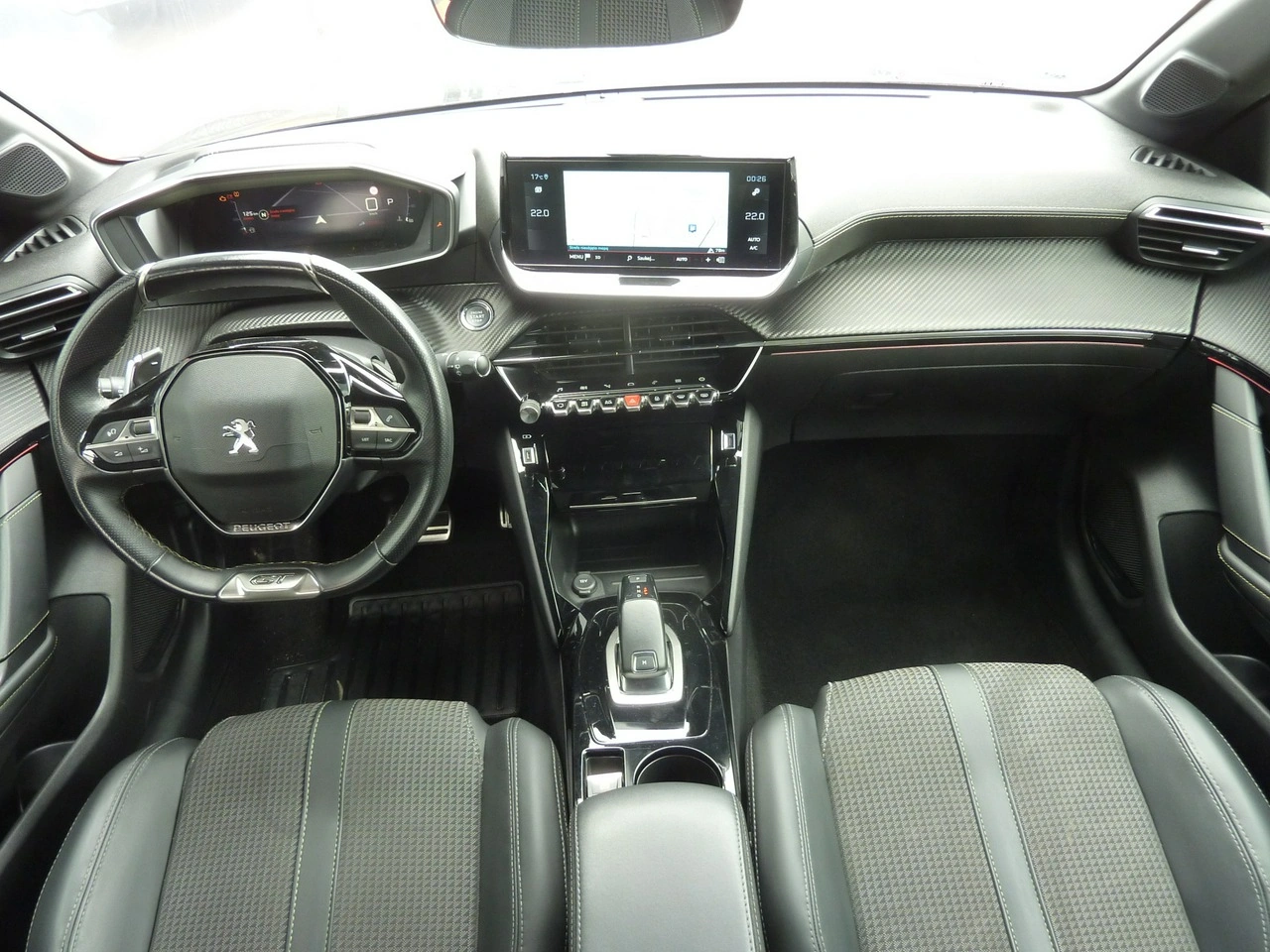 Peugeot 208 - Zdjęcie 15