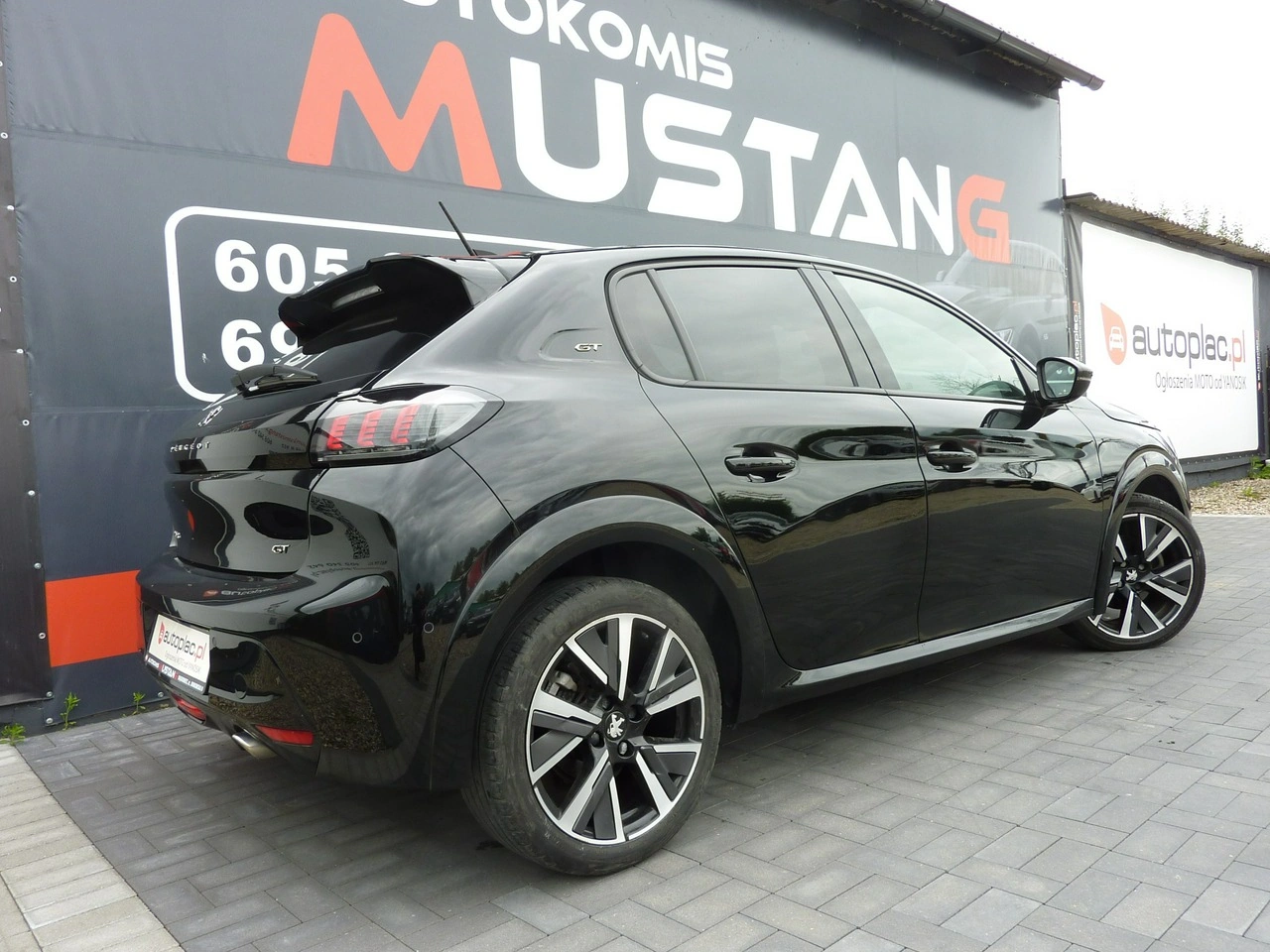 Peugeot 208 - Zdjęcie 3