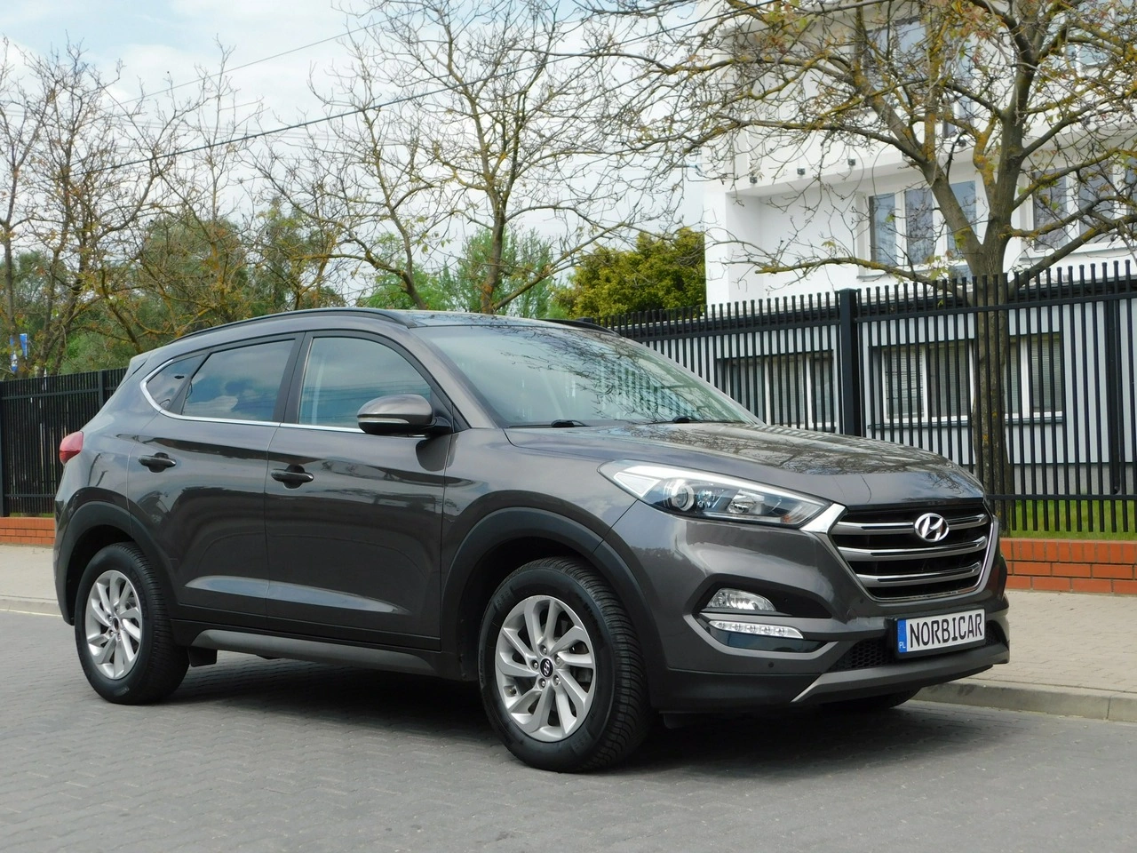 Hyundai Tucson - Zdjęcie 2