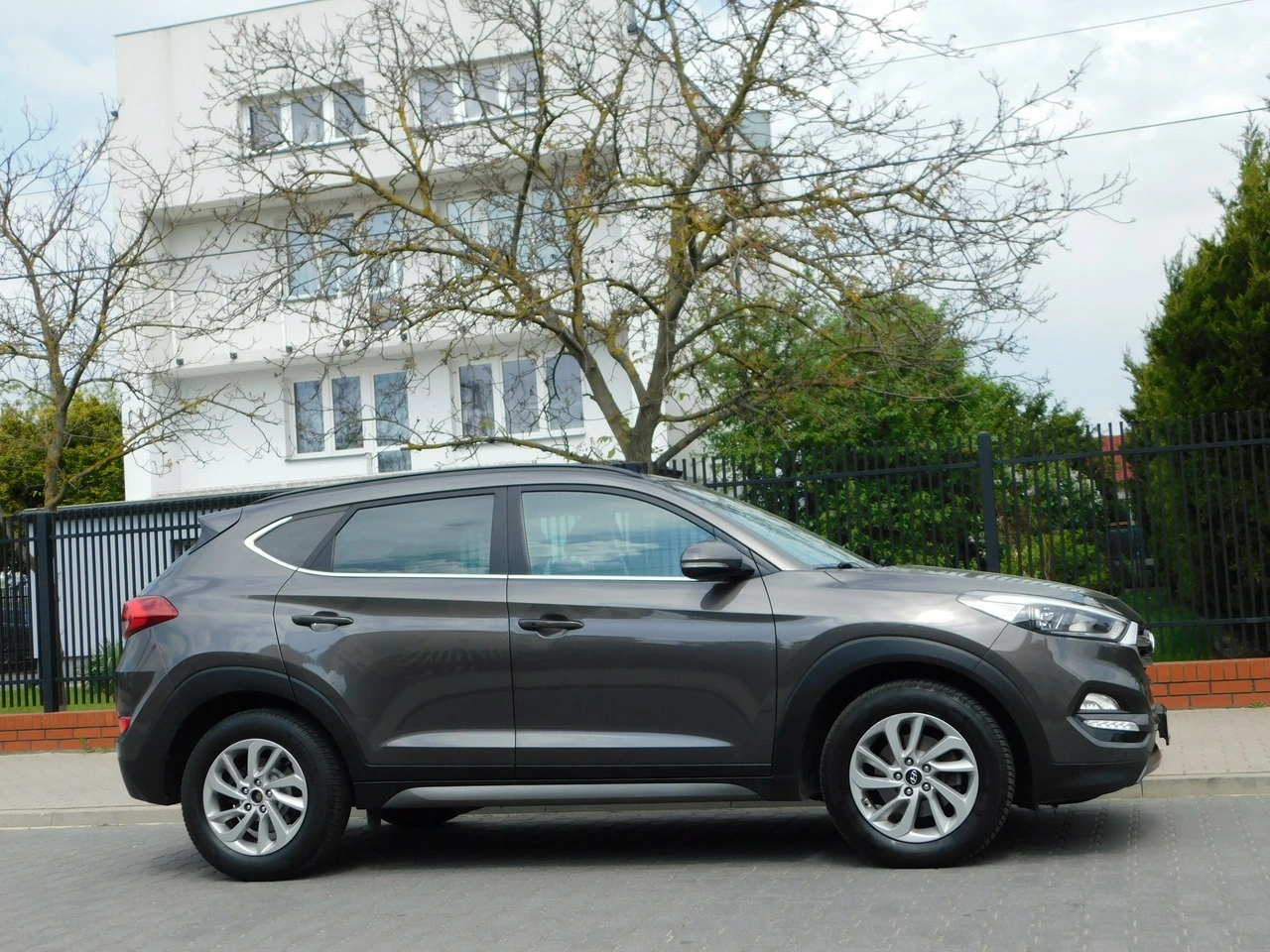 Hyundai Tucson - Zdjęcie 3