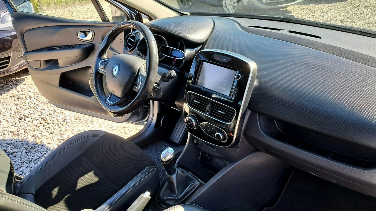 Renault Clio - Zdjęcie 6