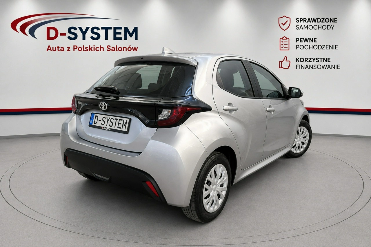 Toyota Yaris - Zdjęcie 10