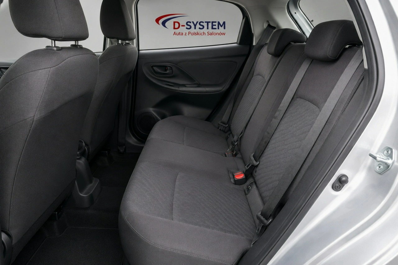 Toyota Yaris - Zdjęcie 6