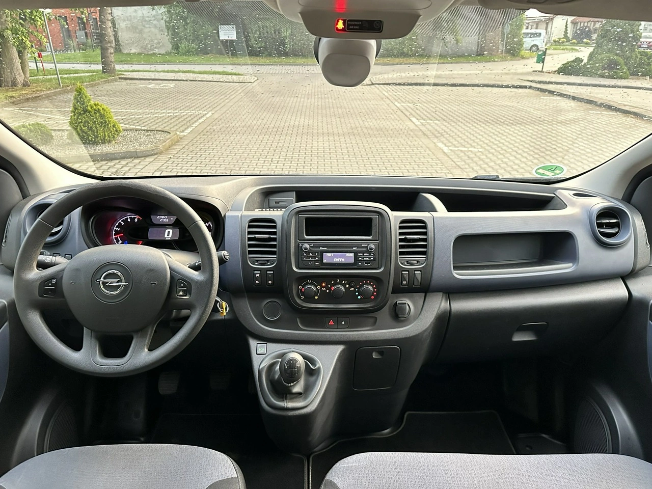 Opel Vivaro - Zdjęcie 9