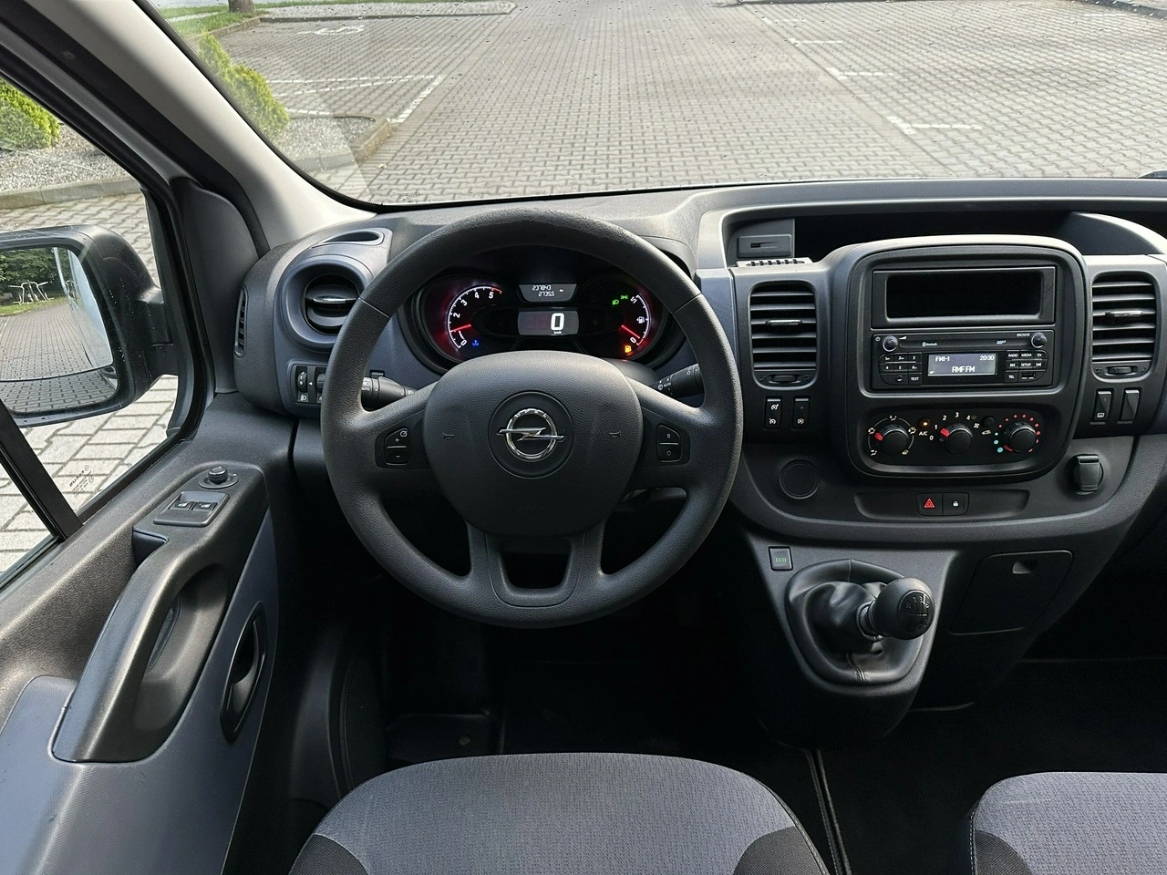 Opel Vivaro - Zdjęcie 10