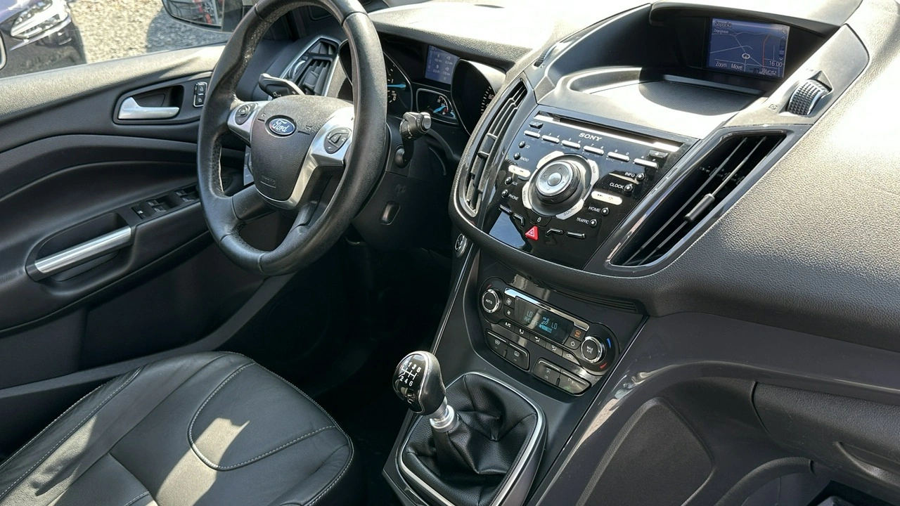 Ford Kuga - Zdjęcie 15