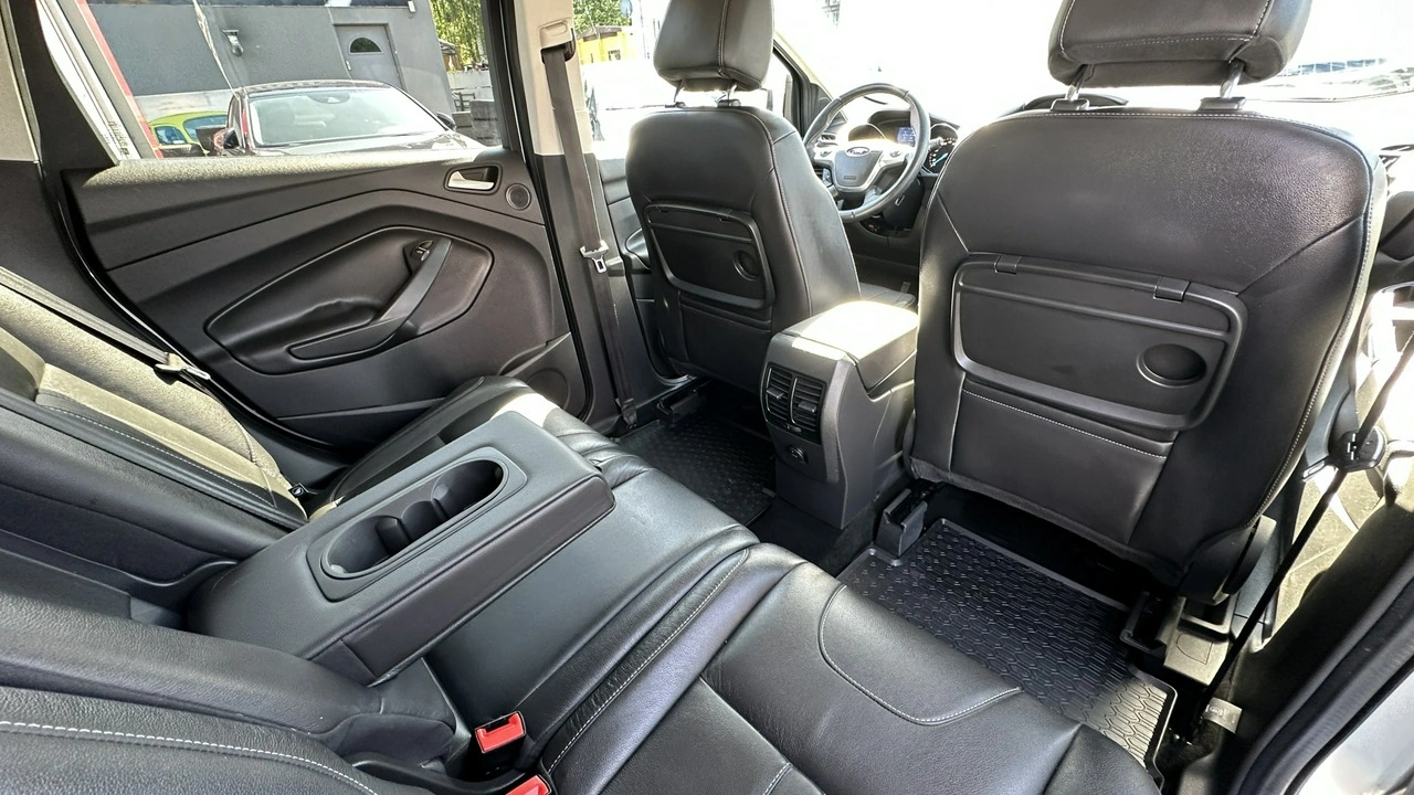 Ford Kuga - Zdjęcie 18