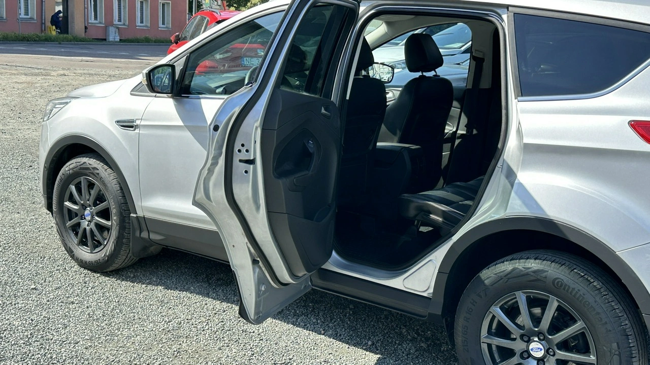 Ford Kuga - Zdjęcie 19