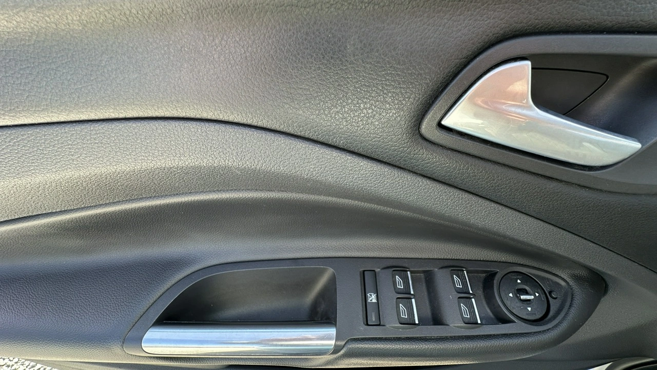 Ford Kuga - Zdjęcie 21
