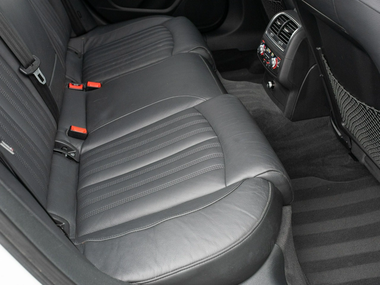 Audi A6 - Zdjęcie 28