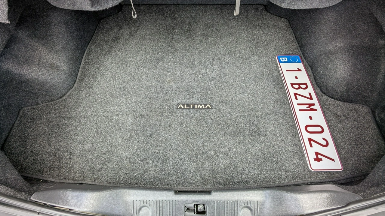 Nissan Altima - Zdjęcie 37
