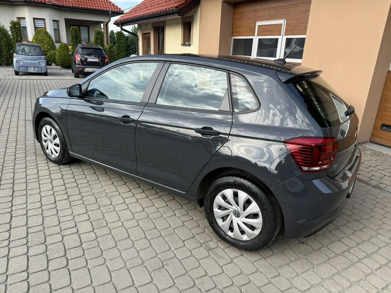 Volkswagen Polo - Zdjęcie 9