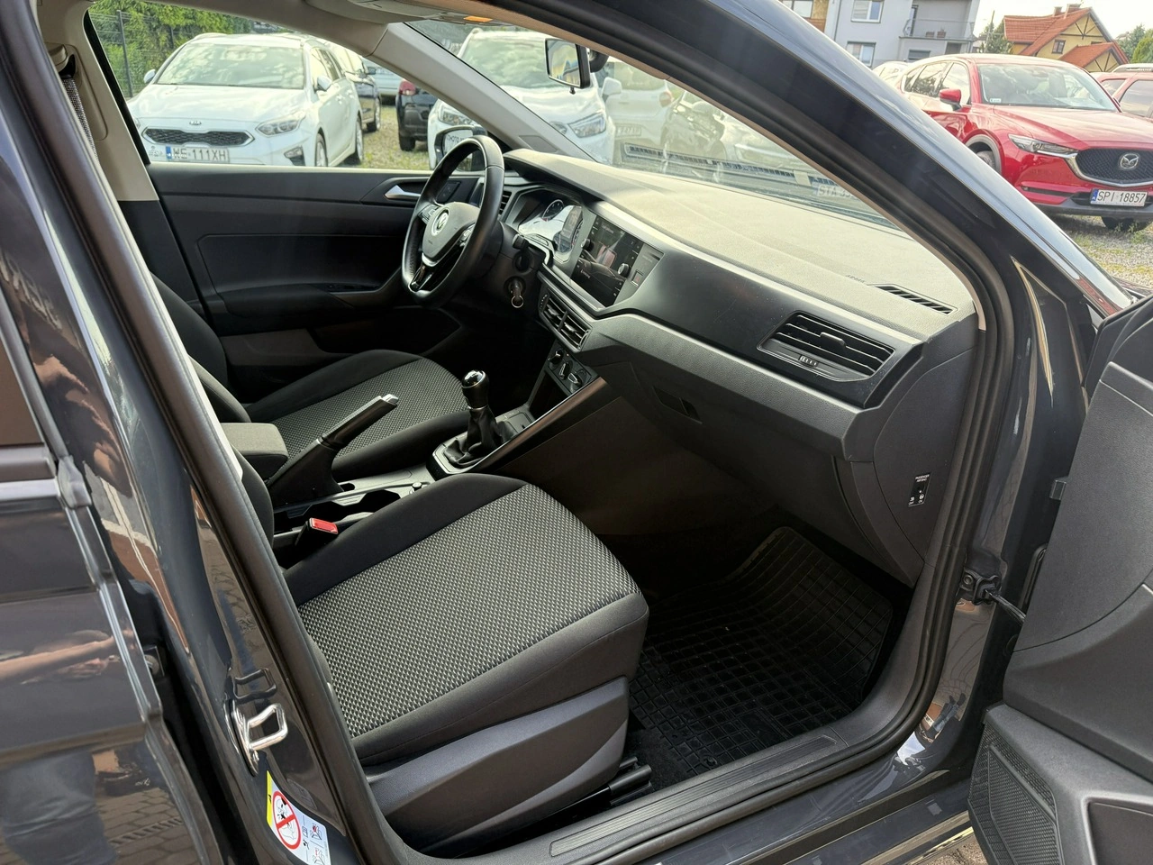 Volkswagen Polo - Zdjęcie 23