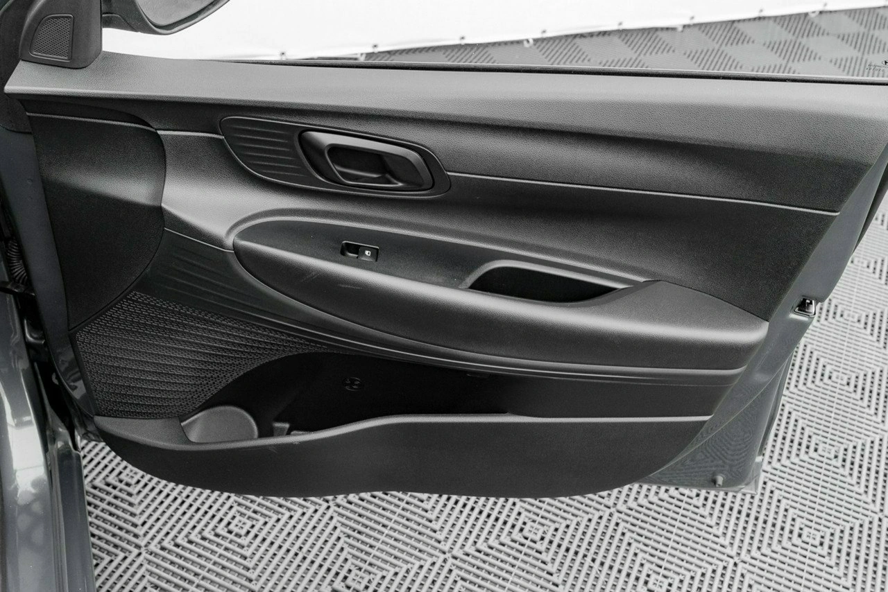 Hyundai i20 - Zdjęcie 21