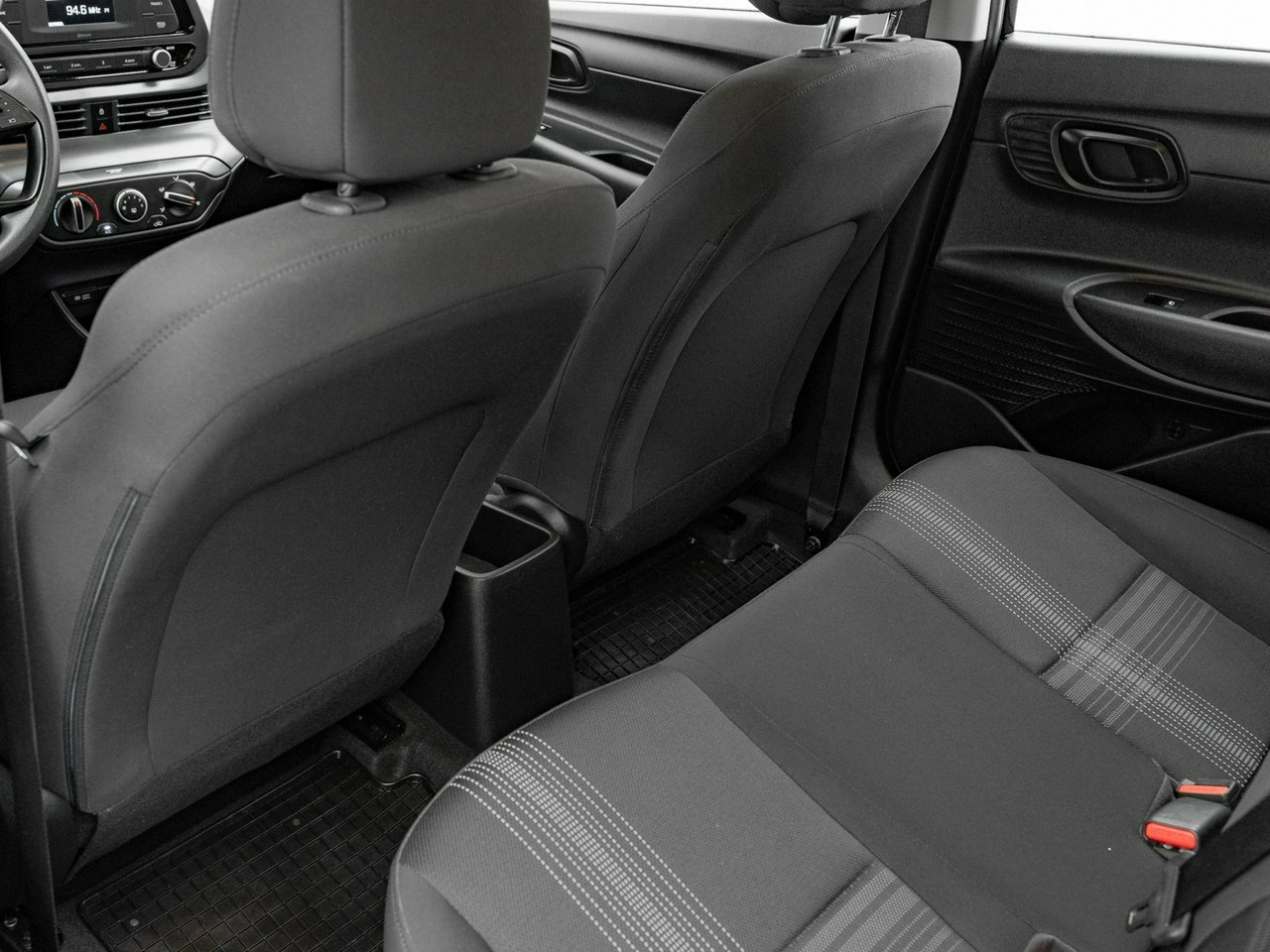 Hyundai i20 - Zdjęcie 18
