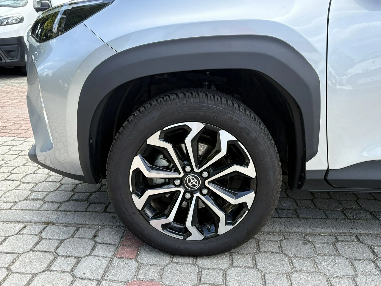 Toyota Yaris Cross - Zdjęcie 9
