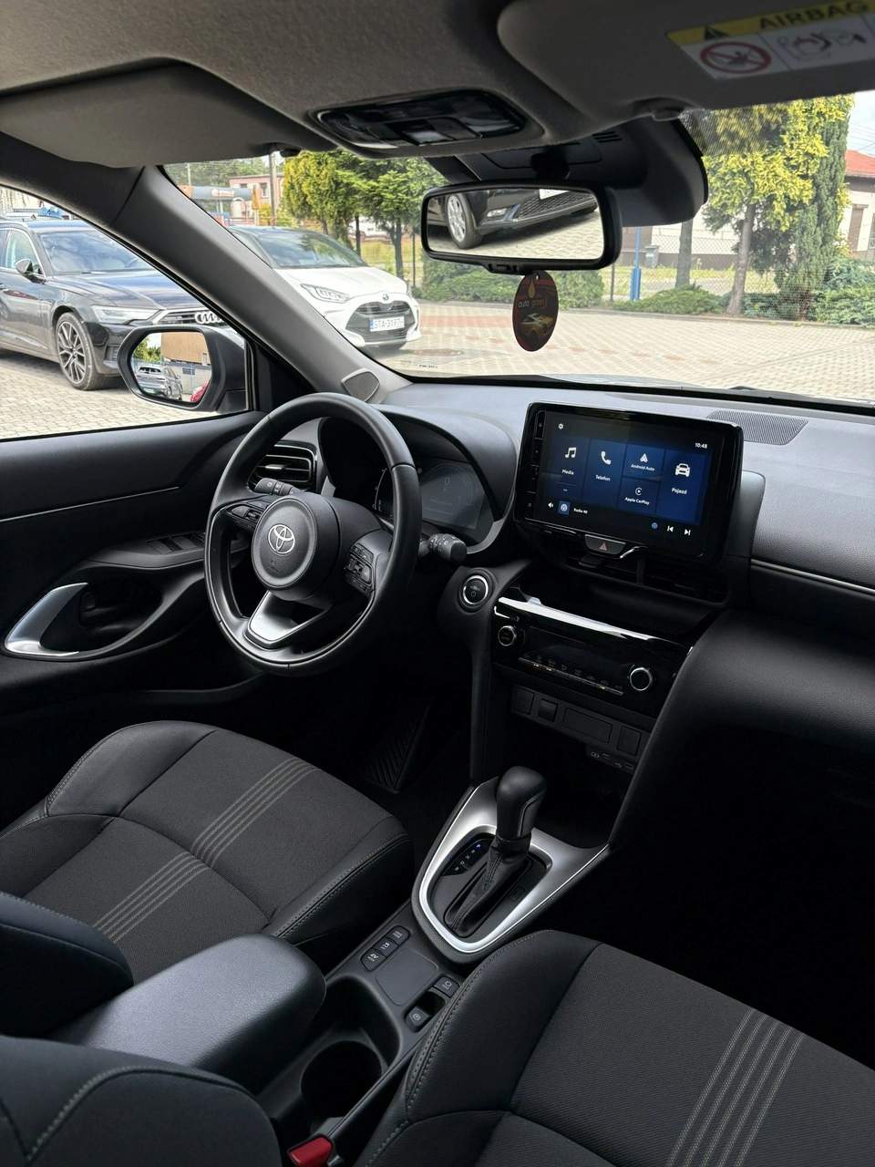 Toyota Yaris Cross - Zdjęcie 11