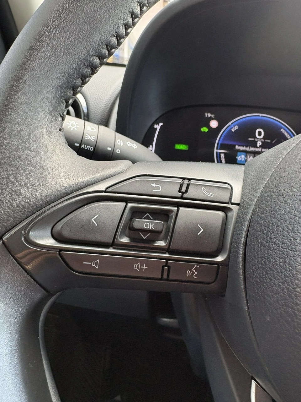 Toyota Yaris Cross - Zdjęcie 20