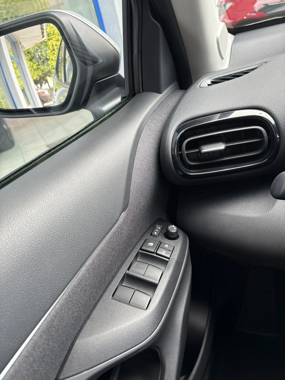 Toyota Yaris Cross - Zdjęcie 23
