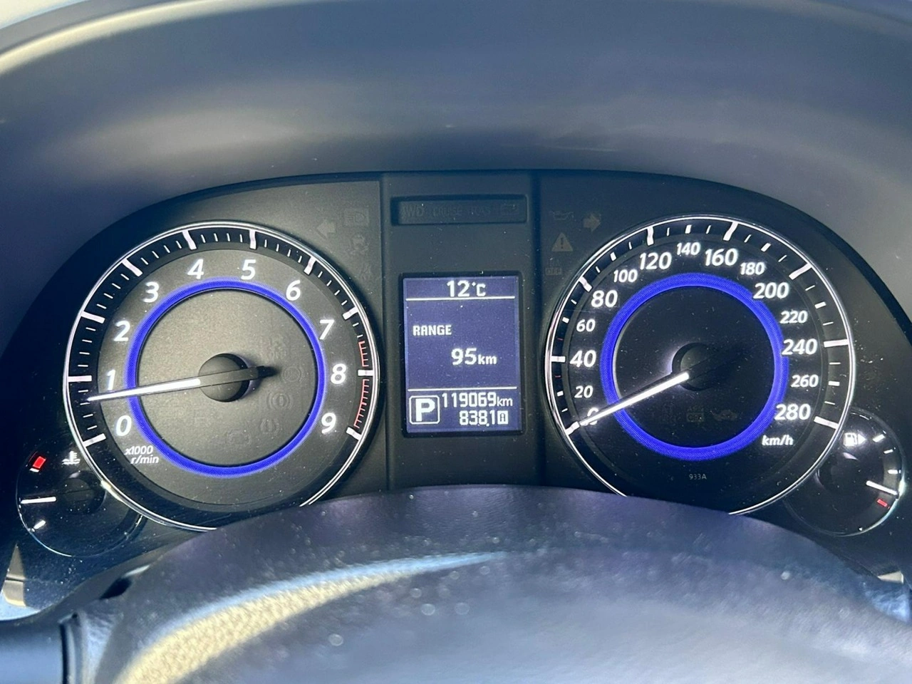 Infiniti QX70 - Zdjęcie 9