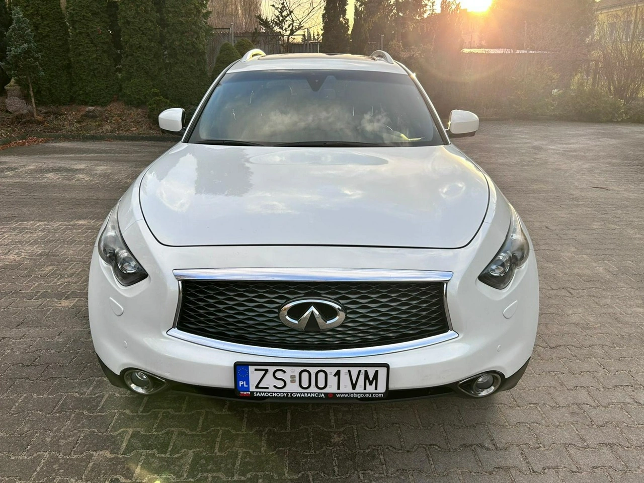 Infiniti QX70 - Zdjęcie 14