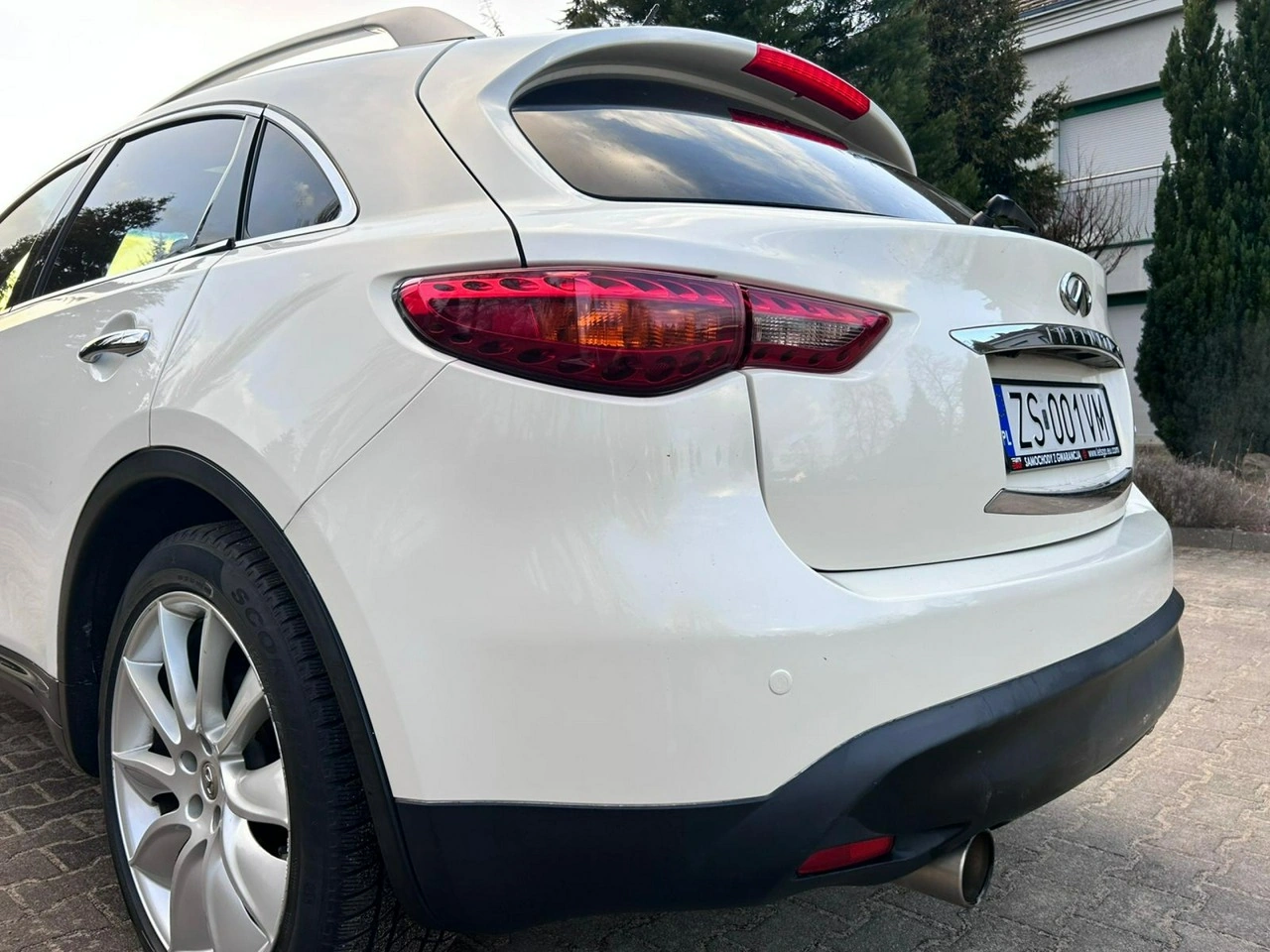 Infiniti QX70 - Zdjęcie 21