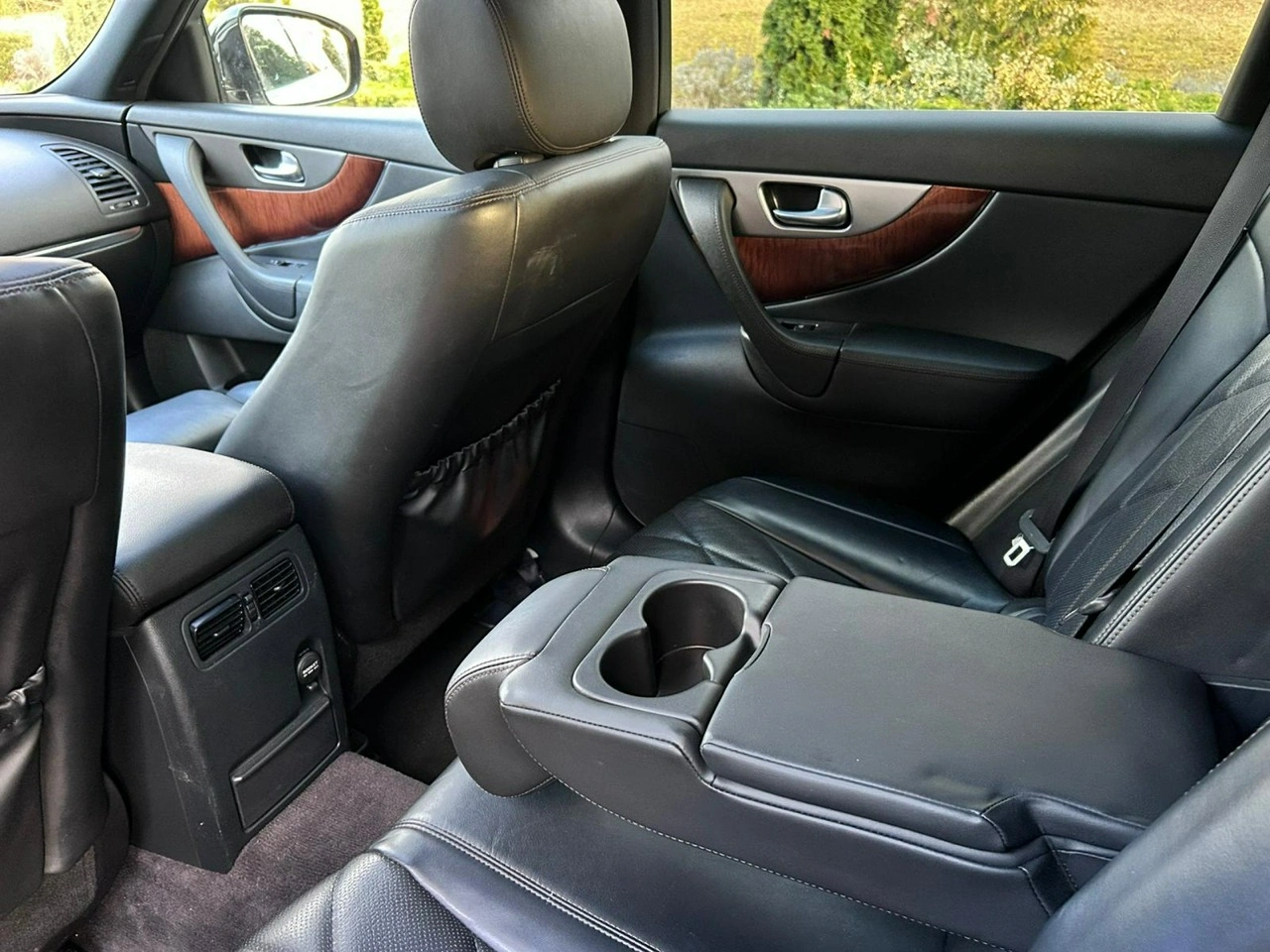 Infiniti QX70 - Zdjęcie 42