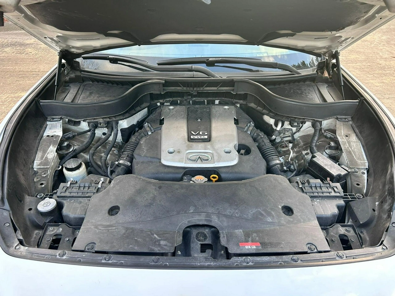 Infiniti QX70 - Zdjęcie 44