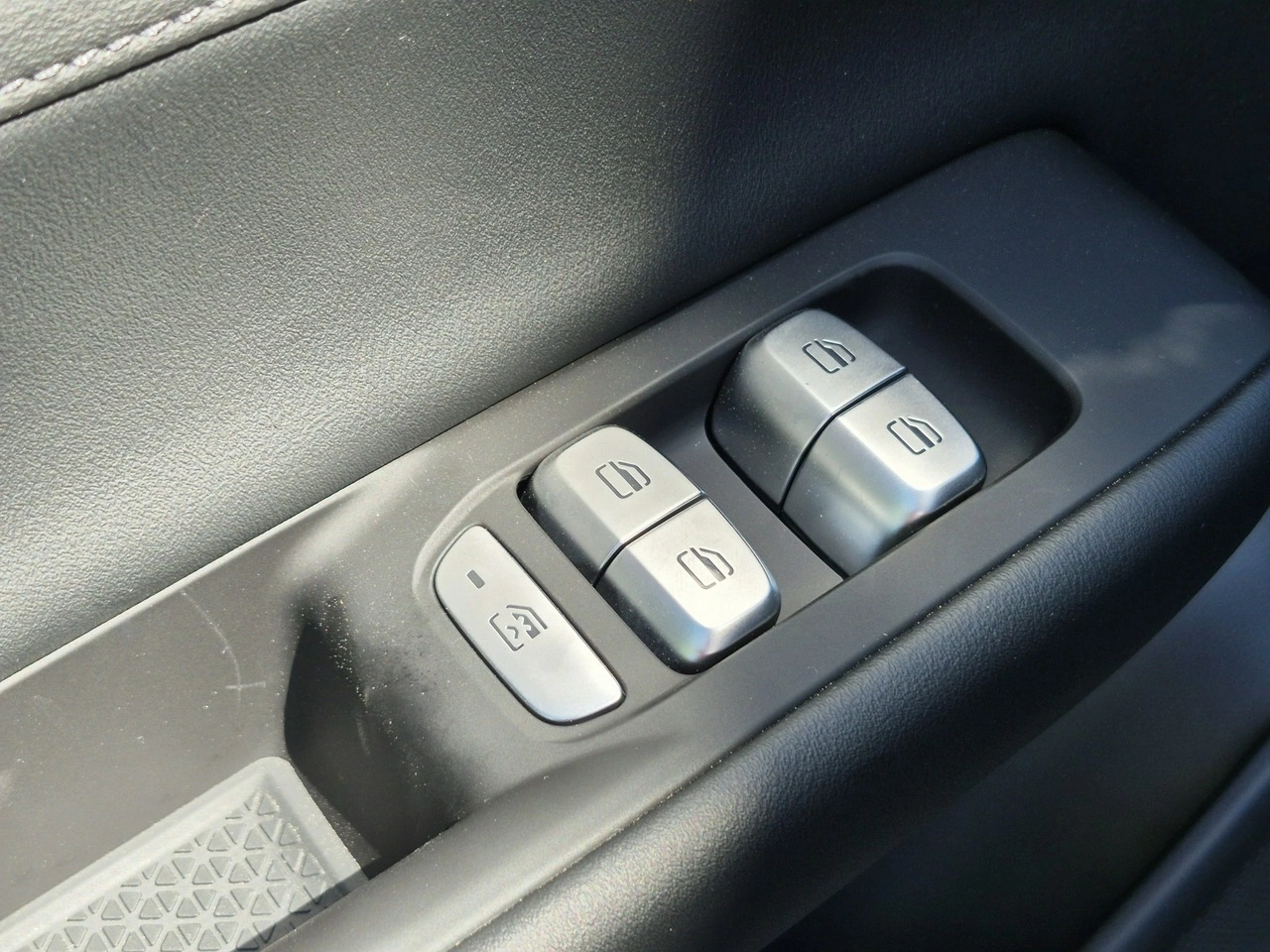 Chery Tiggo 8 - Zdjęcie 17