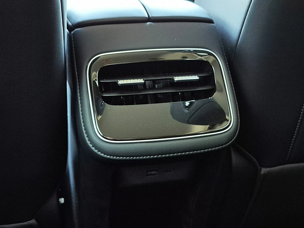 Chery Tiggo 8 - Zdjęcie 25