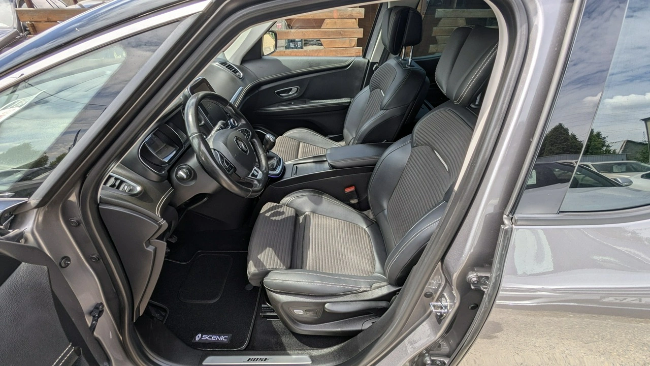 Renault Scenic - Zdjęcie 15