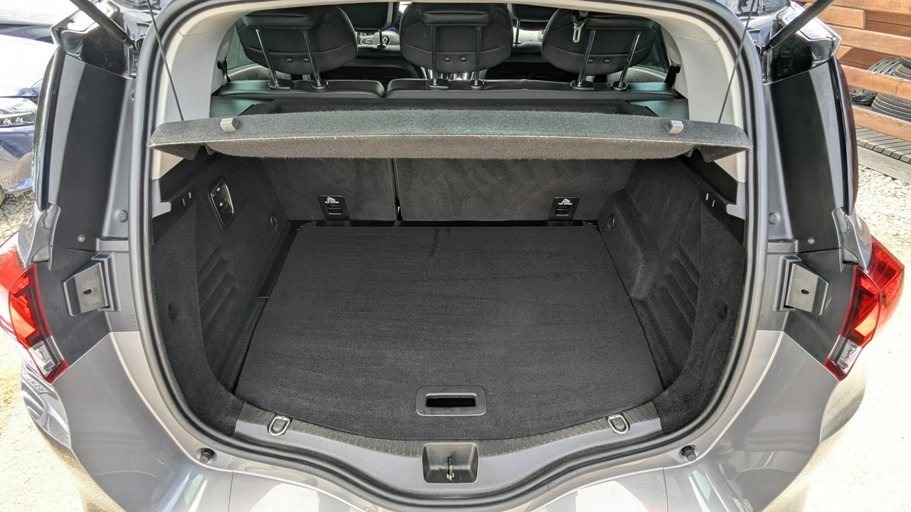 Renault Scenic - Zdjęcie 35