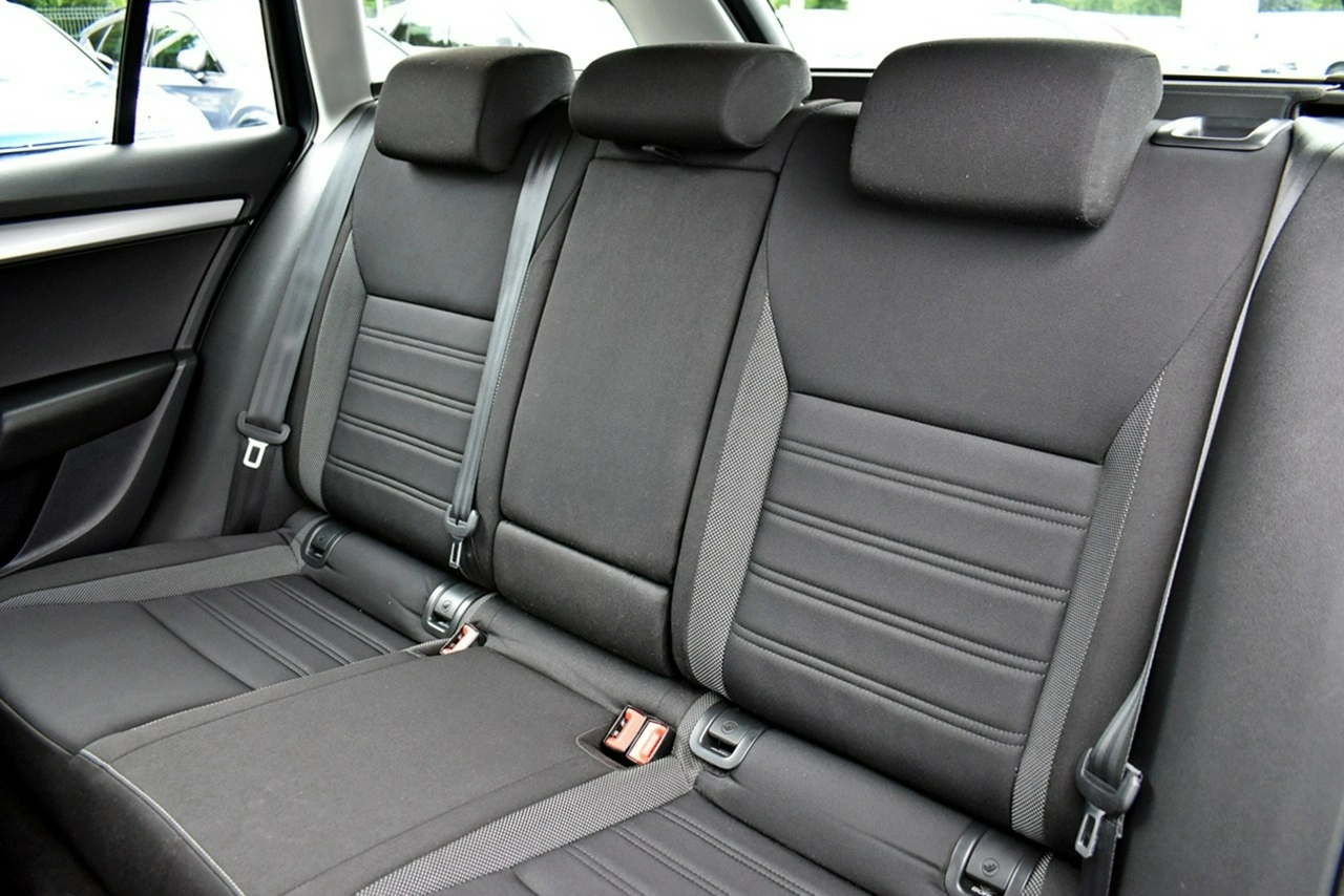 Skoda Octavia - Zdjęcie 11