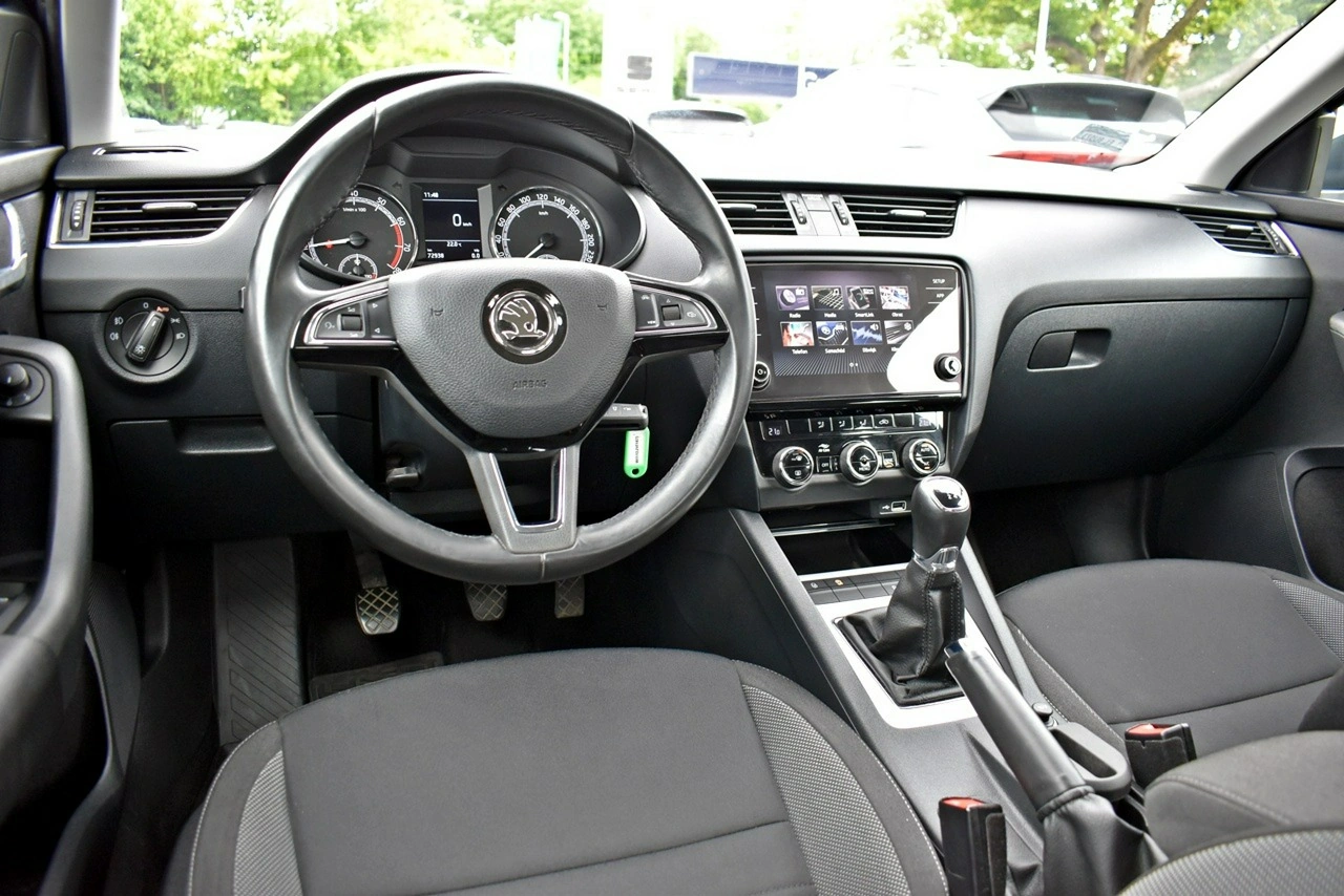 Skoda Octavia - Zdjęcie 12