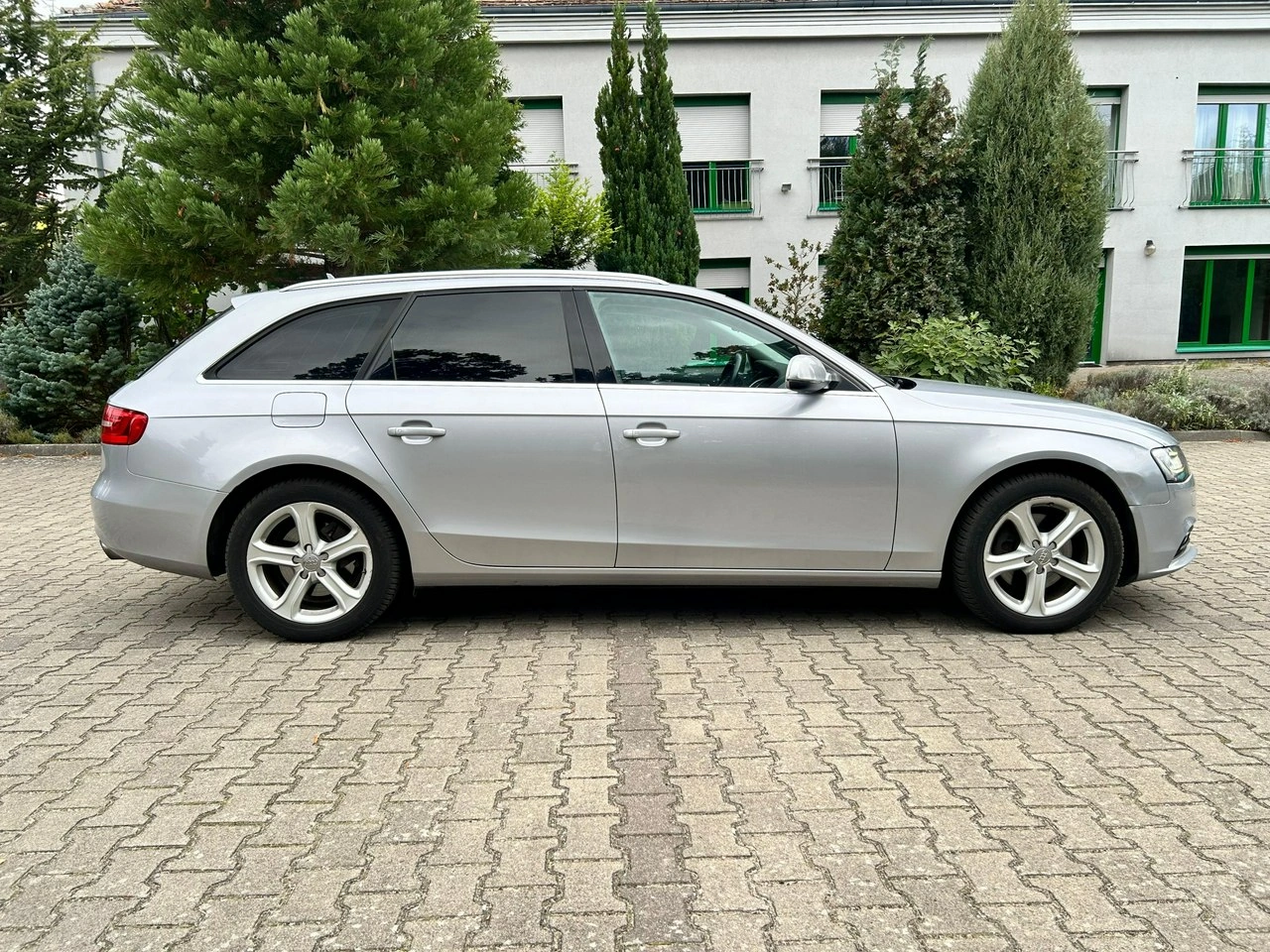 Audi A4 - Zdjęcie 17