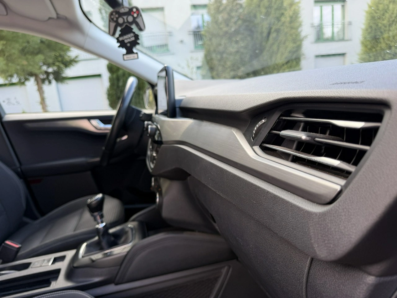 Ford Kuga - Zdjęcie 19