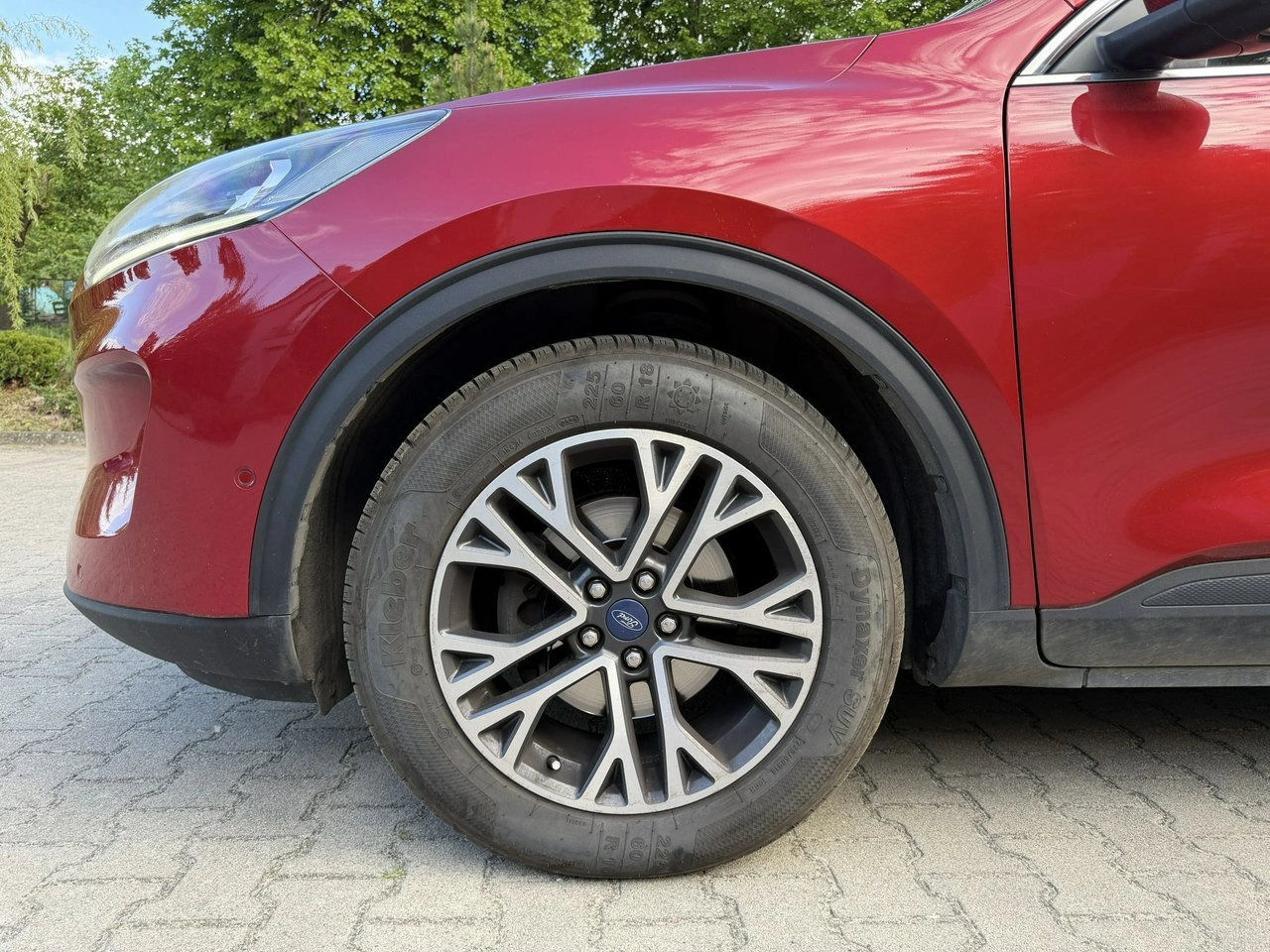 Ford Kuga - Zdjęcie 32