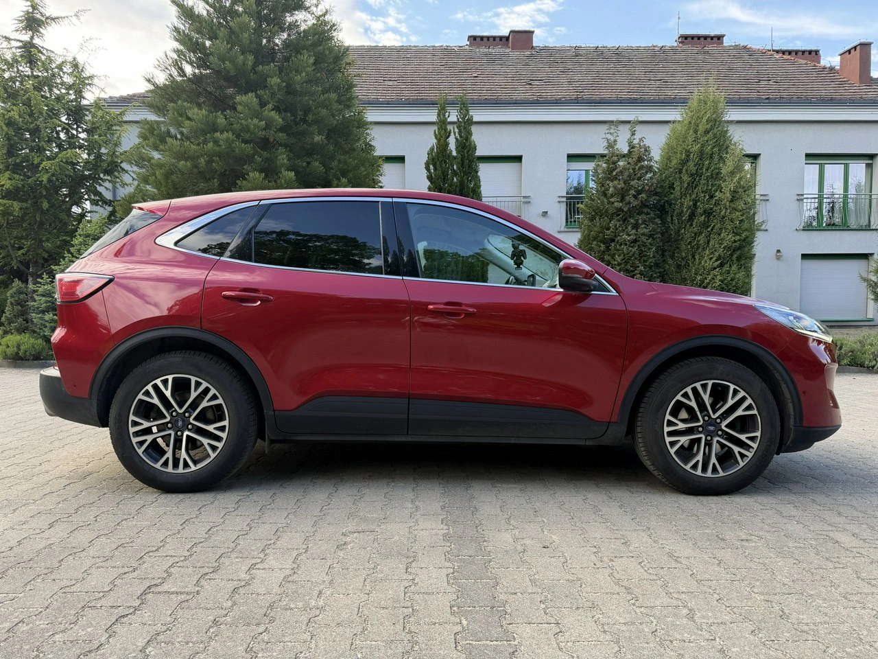 Ford Kuga - Zdjęcie 37