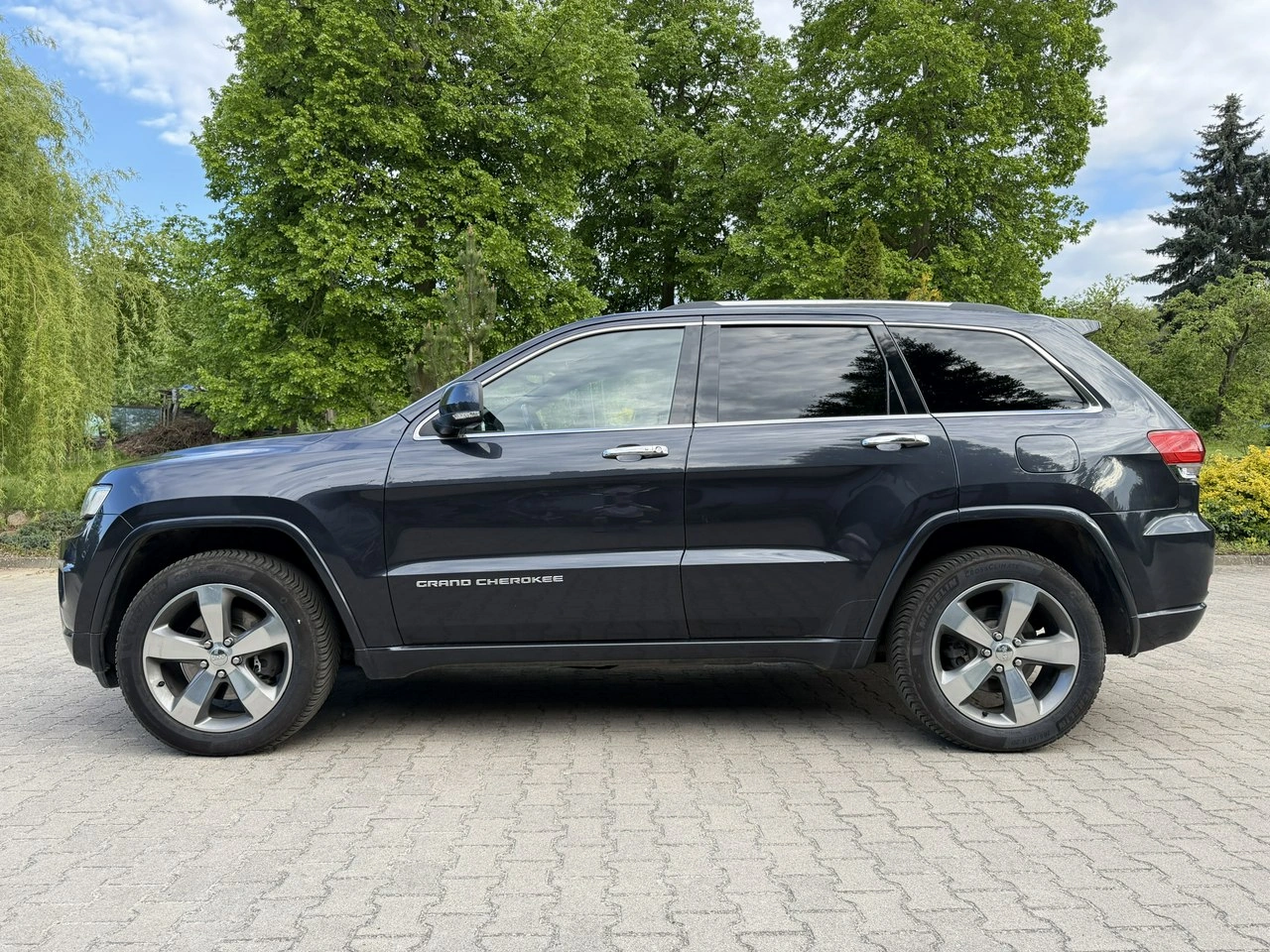 Jeep Grand Cherokee - Zdjęcie 32