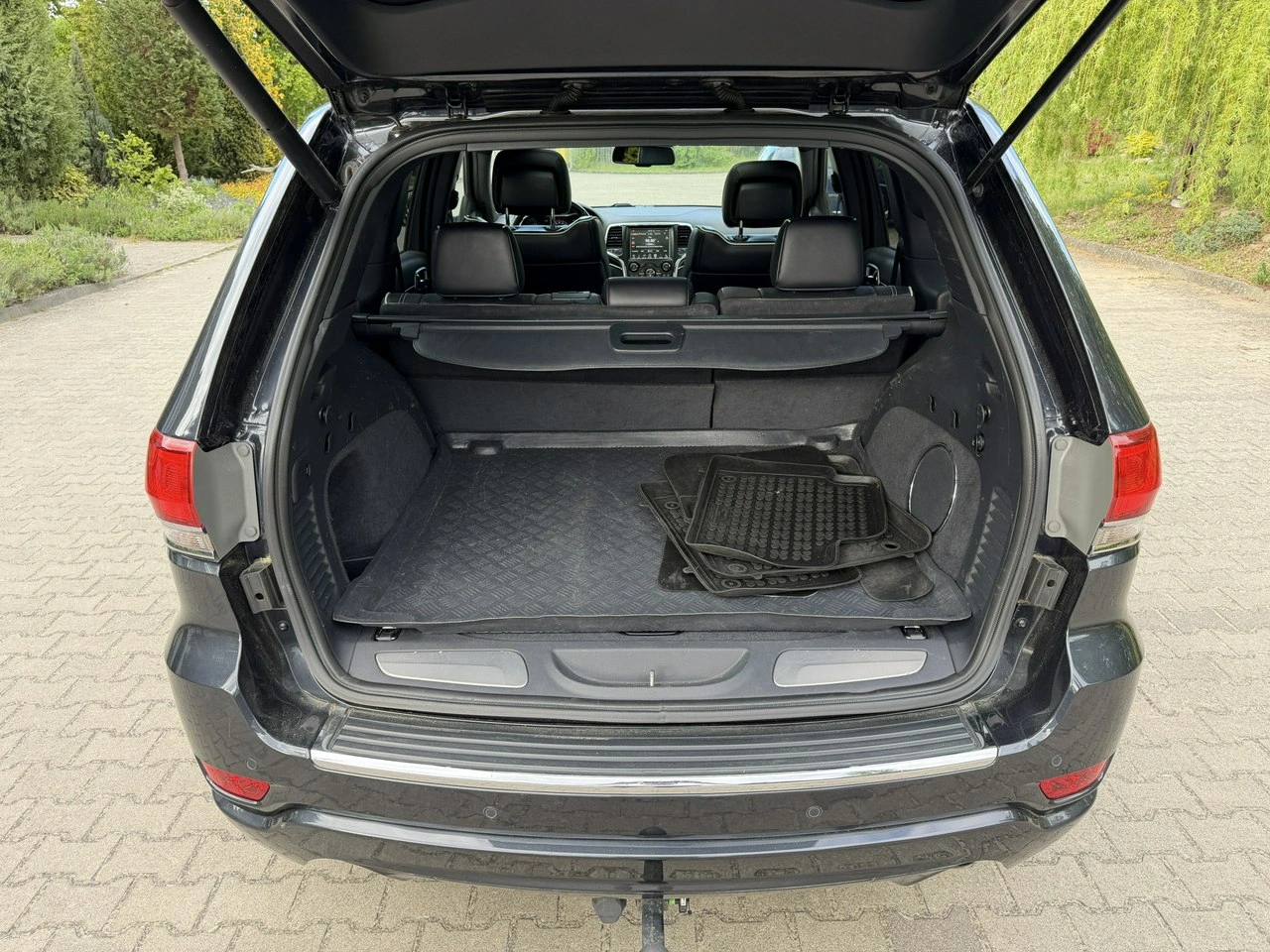 Jeep Grand Cherokee - Zdjęcie 35