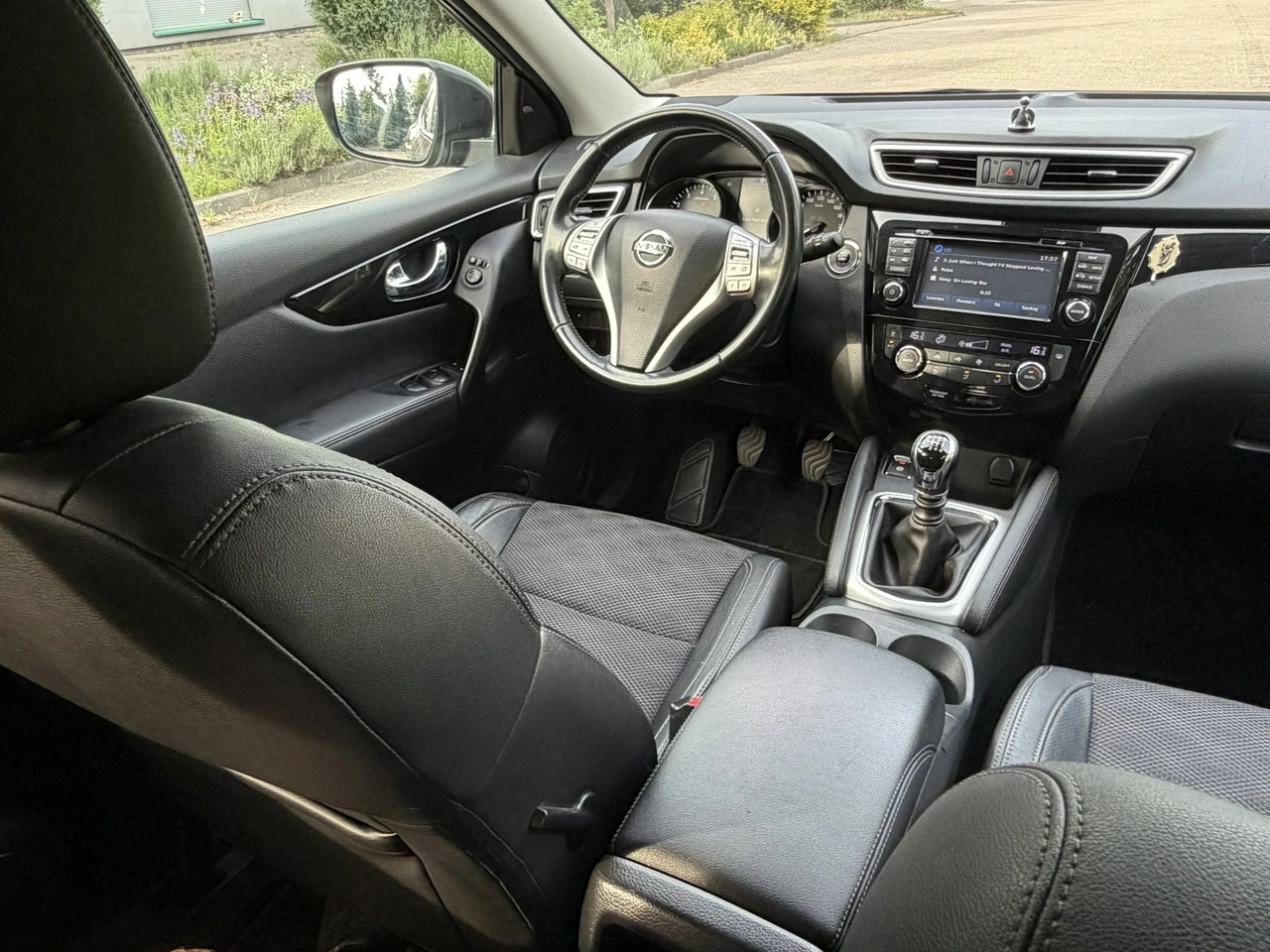 Nissan Qashqai - Zdjęcie 15